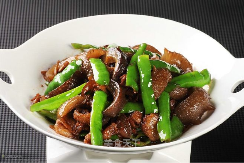 Stir-fried Sea Cucumber with Chili