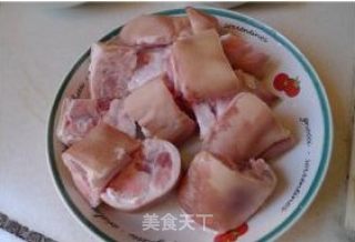 Beauty and Nourishment-soy Bean Clay Pork Feet recipe