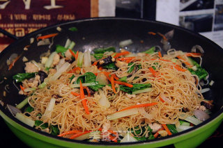 Vegetarian Fried Rice Noodles recipe