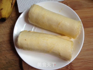 Sweet Toast Banana Roll recipe