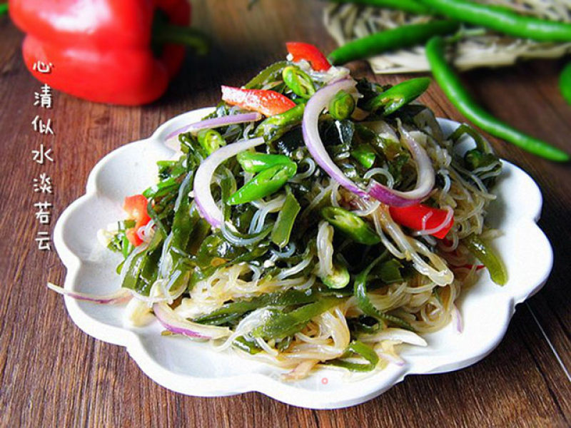 Onion Marinated with Kelp Shreds recipe