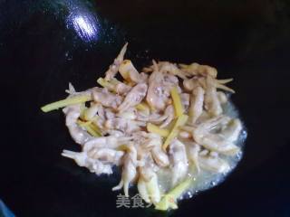 Fresh Razor Clam Meat with Green Onion and Ginger recipe
