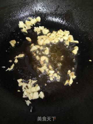 Fried Pork Belly with Yuba and Cowpea recipe
