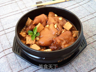 [tianjin] Tofu and Corn Roasted Pork Knuckles recipe