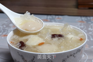 Make It in A Boiling Pot from The Fire---horseshoe Snow Pear and Tremella Soup (go to The Fire) recipe