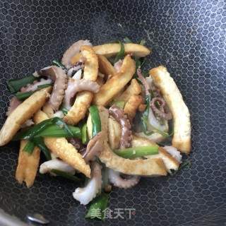 Fried Octopus Legs with Tofu recipe