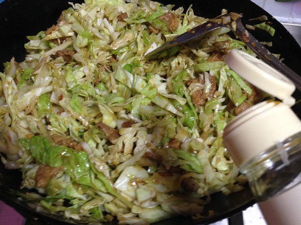 Fried Noodles with Cabbage recipe