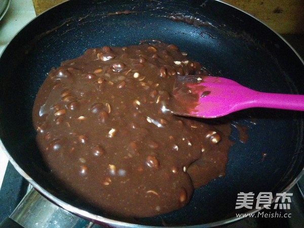 Light Cream Peanut Cocoa Nougat recipe