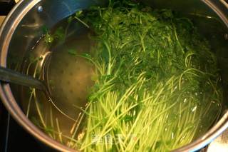 Pea Sprouts Mixed with Tofu Shreds recipe