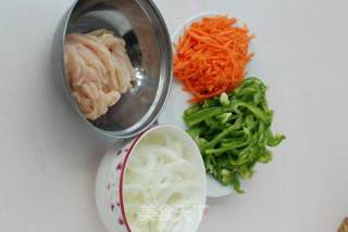 Stir-fried Chicken Noodles-home-cooked Fried Noodles Highly Praised by The Family recipe