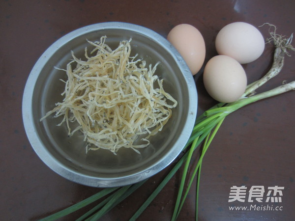 Whitebait Scrambled Eggs recipe