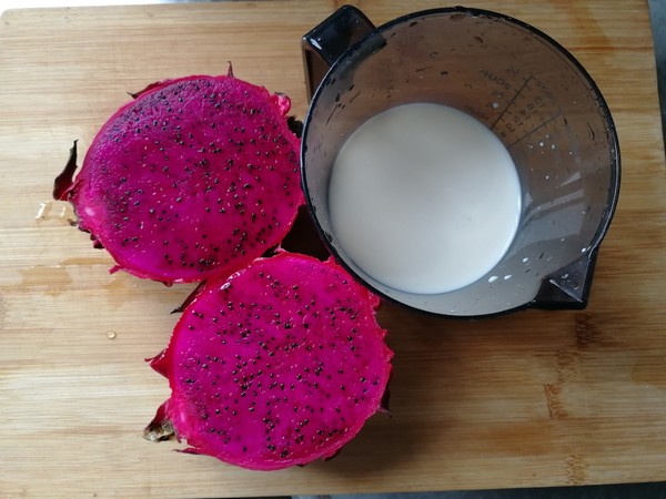 Dragon Fruit Milkshake recipe