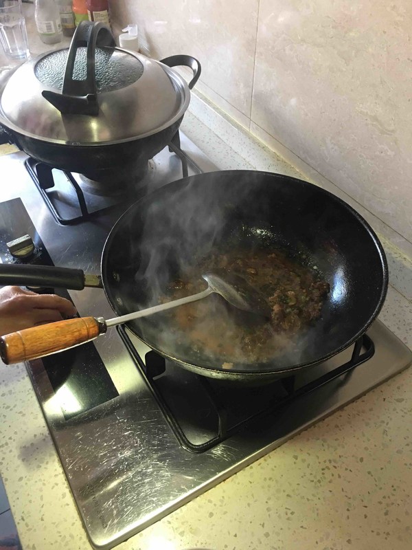 Fried Minced Pork with Vermicelli recipe