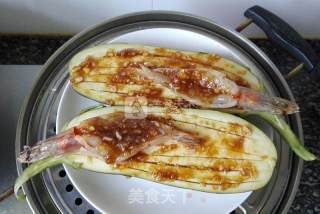 Steamed Noodles with Garlic, Eggplant and Shrimp recipe