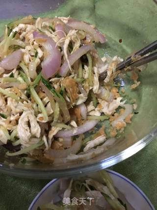 Spicy Chicken Shredded with Cold Sauce recipe