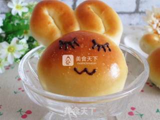 #aca烤明星大赛#bunny Yogurt and Strawberry Jam Bread recipe
