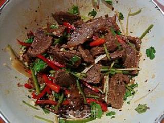 New Year's Dishes Go with Wine-----【beef with Chili Sauce】 recipe