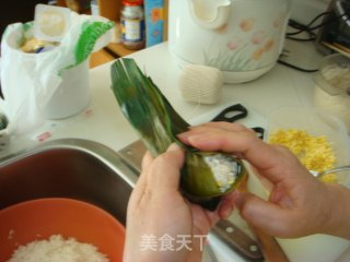 Spicy Glutinous Sausage and Sea Rice Dumplings recipe