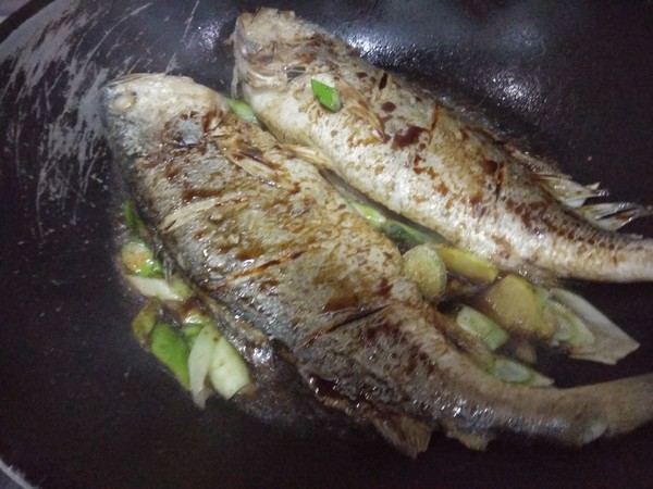 Stewed Yellow Croaker recipe