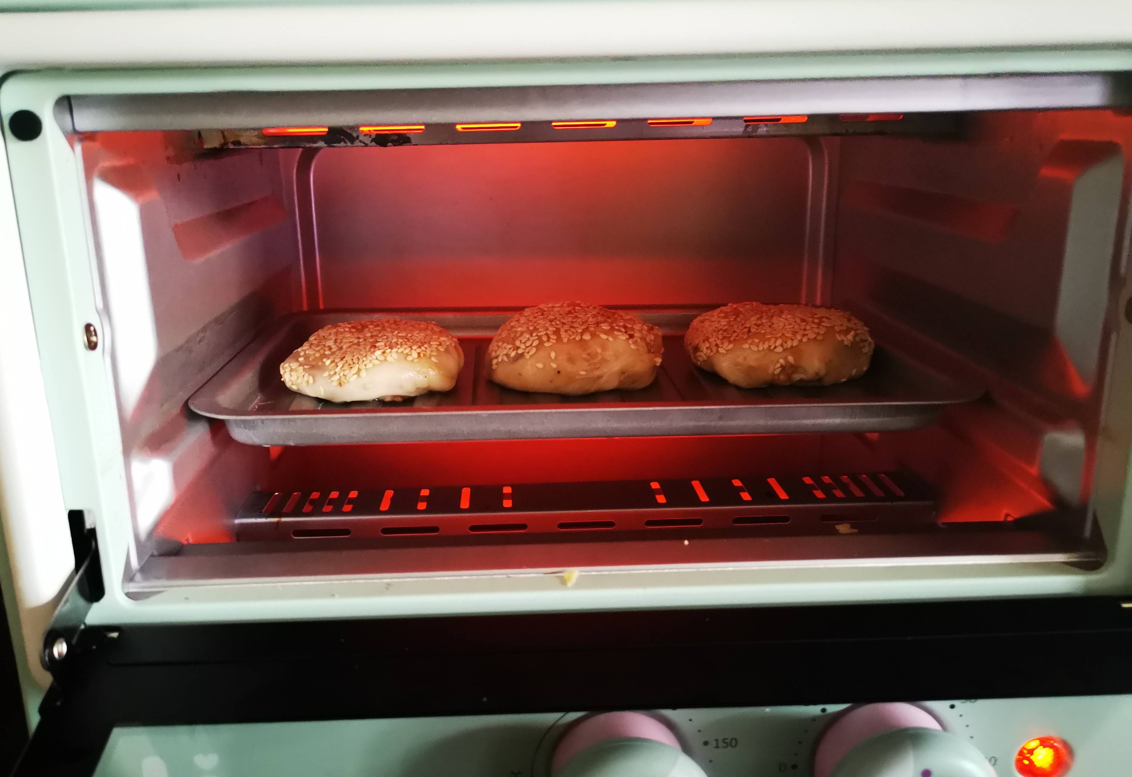 Crispy and Delicious Peanut Butter Biscuits recipe