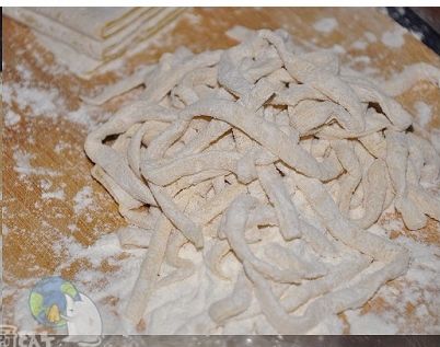 Pork Bone Hand Rolled Noodles recipe