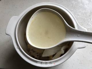 Scallop Fish Maw Stewed Chicken Soup recipe