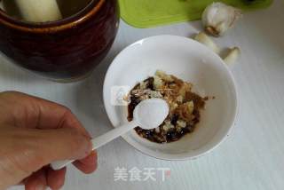 Steamed Noodles with Garlic, Eggplant and Shrimp recipe