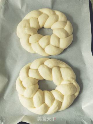 Creative Waterless Patterned Bread recipe