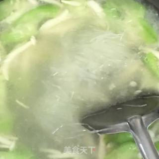 Seafood Mushroom Loofah Vermicelli Soup recipe