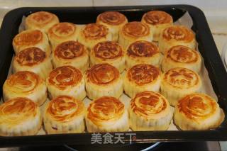 Suzi Stuffed Mooncakes recipe