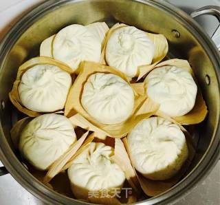 Pork Bun with Radish and Shiitake Mushrooms recipe