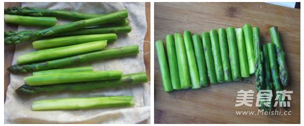 Pan-fried Bacon and Asparagus Rolls recipe