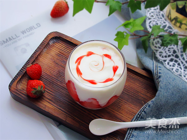 Strawberry Yogurt Drink recipe