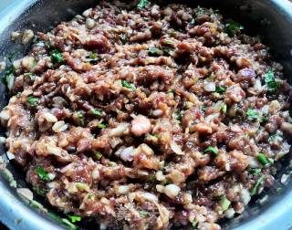 Steamed Buns with Beef Balls and Wheat Ears recipe