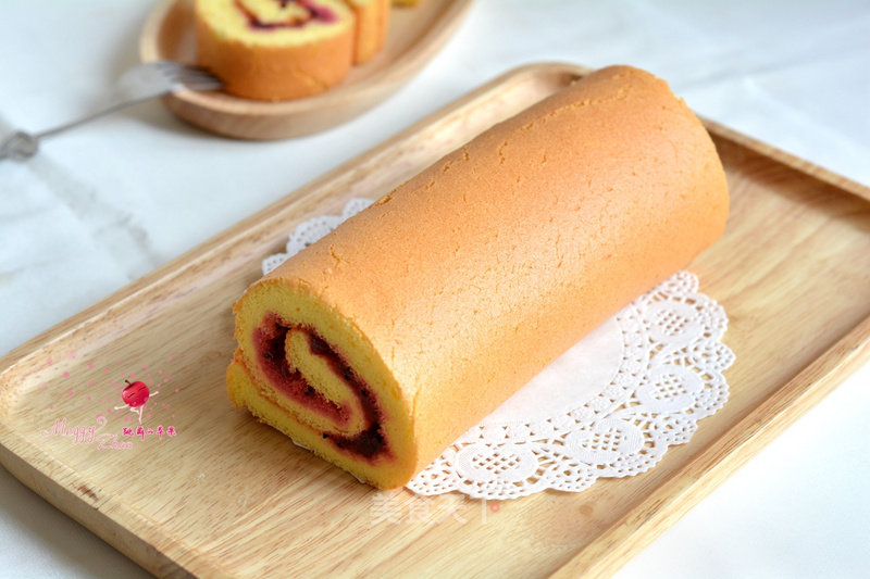 #aca烤明星大赛# Dragon Fruit Jam Cake Roll