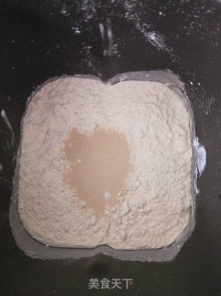Creative Waterless Patterned Bread recipe