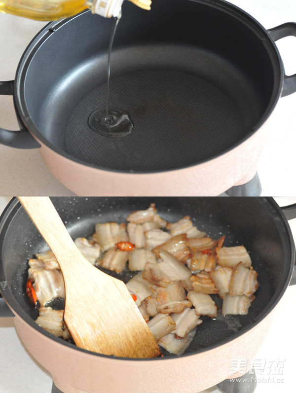 Stir-fried Pork with Garlic Sprouts recipe