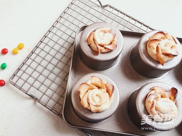 Rose Apple Pie recipe
