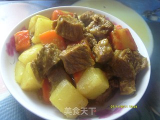 Curry Beef with Carrots and Potatoes recipe