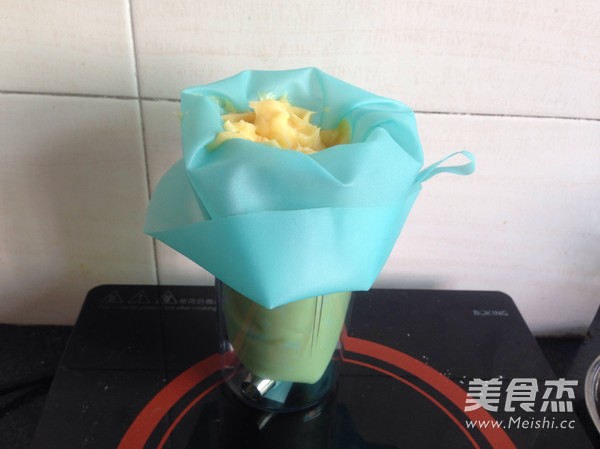 Meringue Puffs recipe