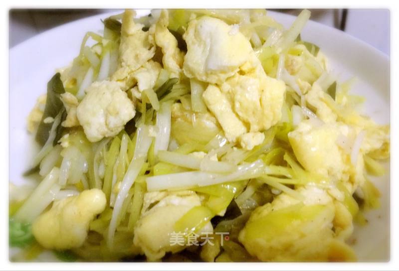 Scrambled Eggs with Garlic recipe