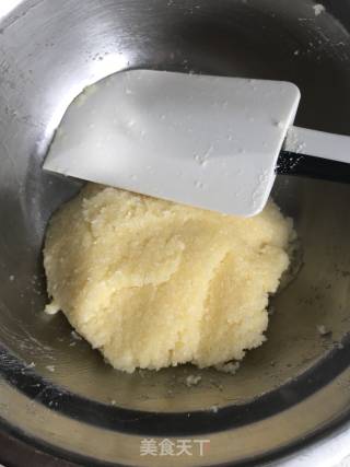 Heart of The Sea·heart Shaped Coconut Bread recipe