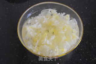 Glutinous Rice Ball Soup with White Fungus recipe