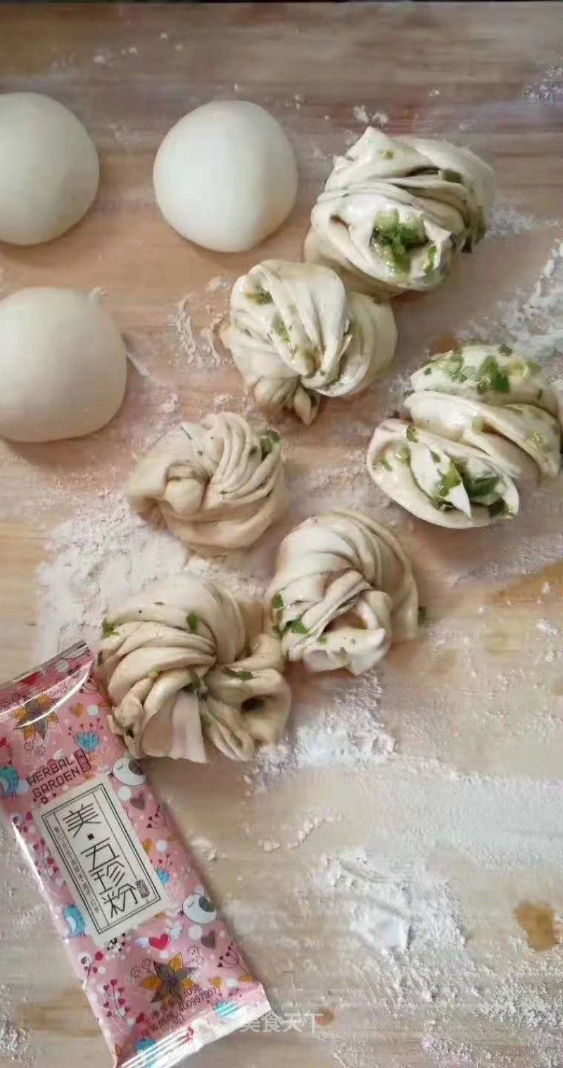 The Fancy Five Treasures Noodle Rolls are Cleverly Matched, Invigorating The Spleen and Stomach, and Delicious, Children's Favorite Staple Food recipe