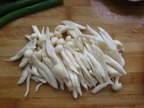 Seafood Mushroom and Clam Soup recipe