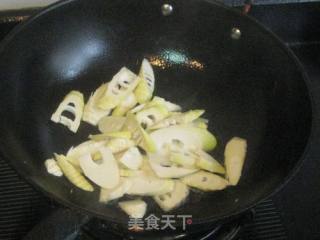 Spring Bamboo Shoots Black Fish Soup recipe