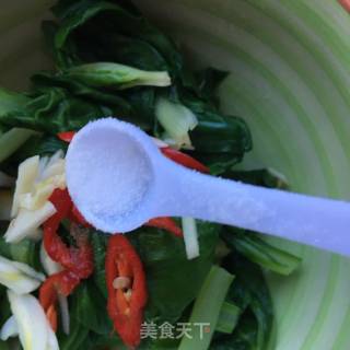 Abalone with Spinach in Oil recipe