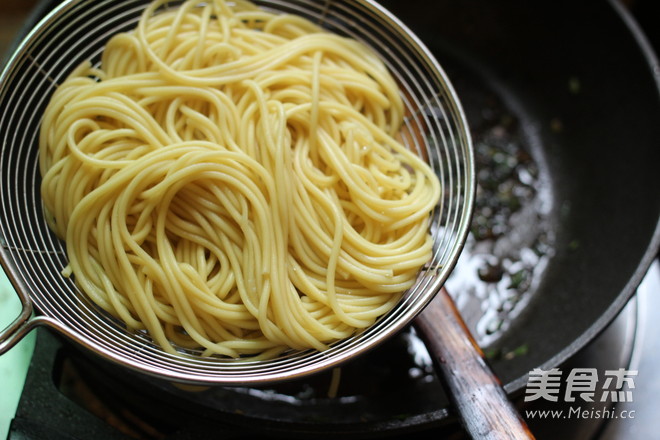 Scallion Noodles recipe