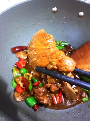 The Delicious Yellow Chicken Stew that Exploded in Place recipe