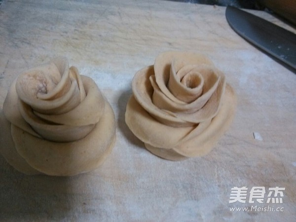 Rose Buns recipe